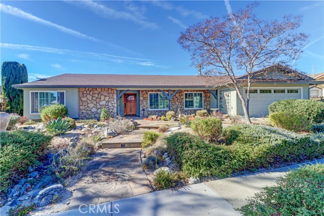 Detail Gallery Image 1 of 53 For 2711 Sweetbriar Dr, Claremont,  CA 91711 - 4 Beds | 2/1 Baths