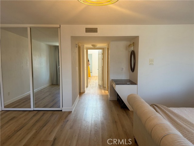 Detail Gallery Image 20 of 25 For 5346 Zelzah Ave, Encino,  CA 91316 - 3 Beds | 4 Baths
