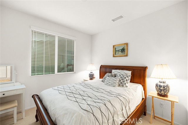Detail Gallery Image 8 of 21 For 31268 via Nubes, Temecula,  CA 92592 - 3 Beds | 3 Baths