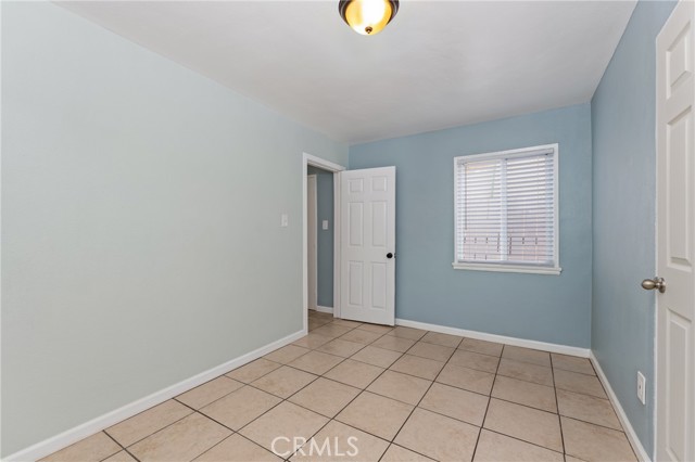 1048 S Record Avenue, East Los Angeles CA: https://media.crmls.org/medias/ea442745-9c03-43b6-a8c0-f221096f2b9c.jpg