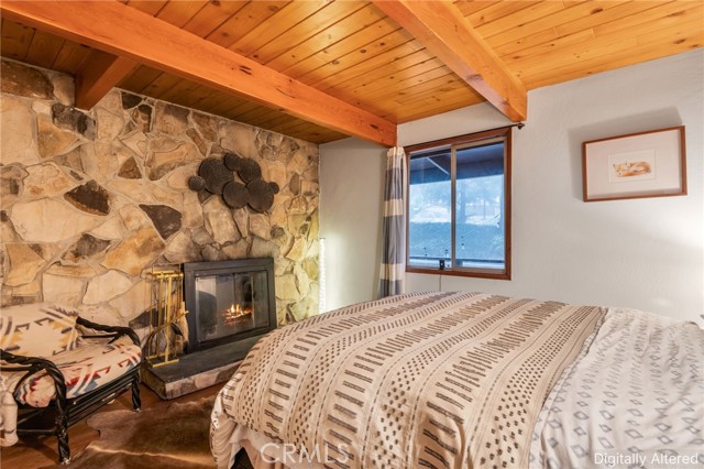 641 Buckingham, Lake Arrowhead, CA 92385