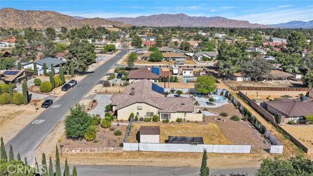 Detail Gallery Image 52 of 56 For 19985 Red Feather, Apple Valley,  CA 92307 - 3 Beds | 2/1 Baths