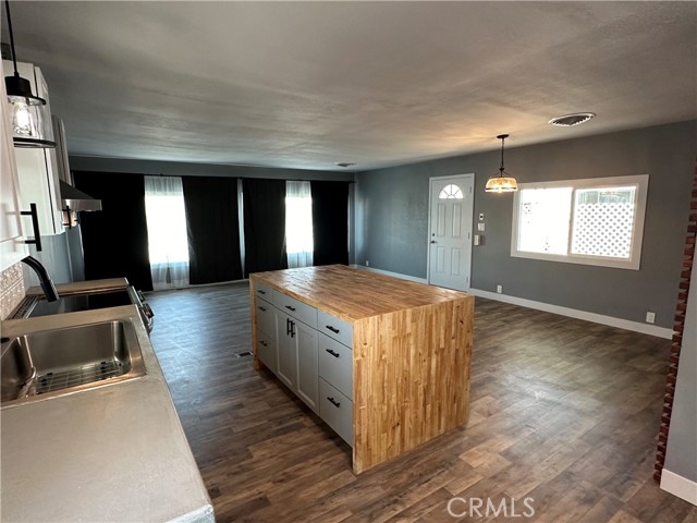 Detail Gallery Image 16 of 41 For 260 N Lyon #12,  Hemet,  CA 92543 - 2 Beds | 1 Baths