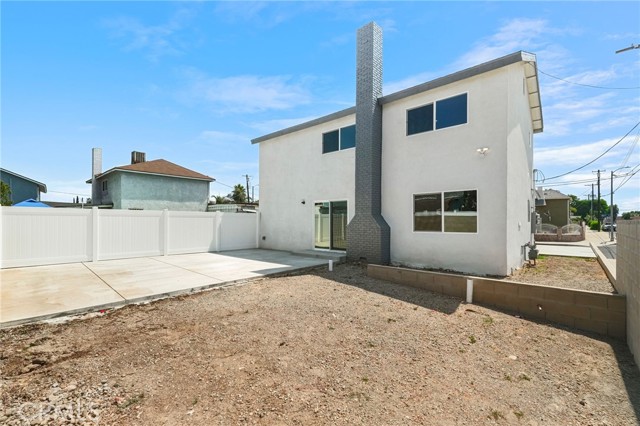 11062 Oneida Avenue, San Fernando CA: https://media.crmls.org/medias/ea47a590-c50b-4ec9-b6ed-25767f081597.jpg