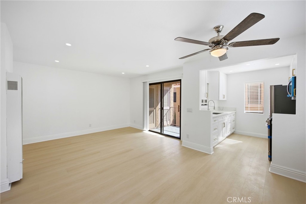 10174 Camino Ruiz - photo 7