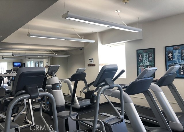 388 E Ocean Boulevard, Long Beach CA: https://media.crmls.org/medias/ea493378-7fc4-42f4-b70d-6107410f1bae.jpg