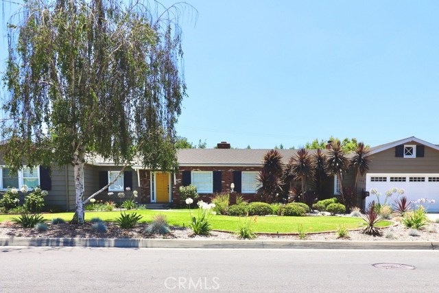 150 Eseverri Ln, La Habra Heights, CA 90631