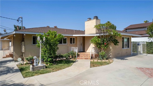 17533 Raymer Street, Sherwood Forest CA: https://media.crmls.org/medias/ea4a3861-56ae-4dcf-b77b-f6fe4d01b692.jpg