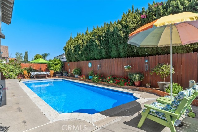 Detail Gallery Image 33 of 48 For 11608 Onyx, Cypress,  CA 90630 - 5 Beds | 3 Baths