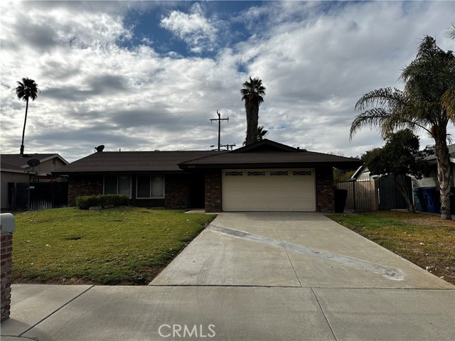 2848 Monument Dr, Riverside, CA 92506