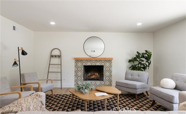 Detail Gallery Image 8 of 19 For 221 Wiley Ct, Claremont,  CA 91711 - 3 Beds | 2 Baths