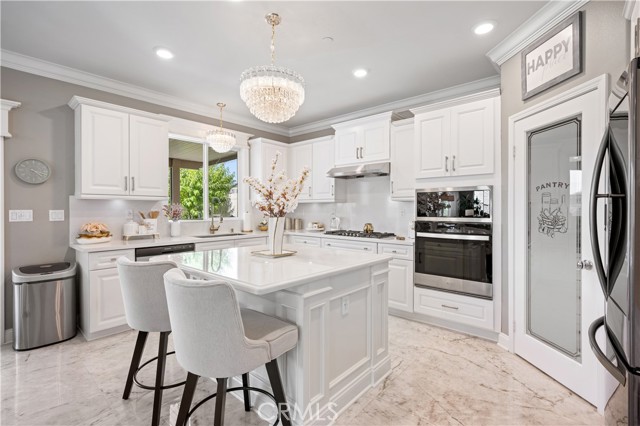 Detail Gallery Image 14 of 42 For 11057 Clear Lake Ln, Corona,  CA 91752 - 4 Beds | 3 Baths