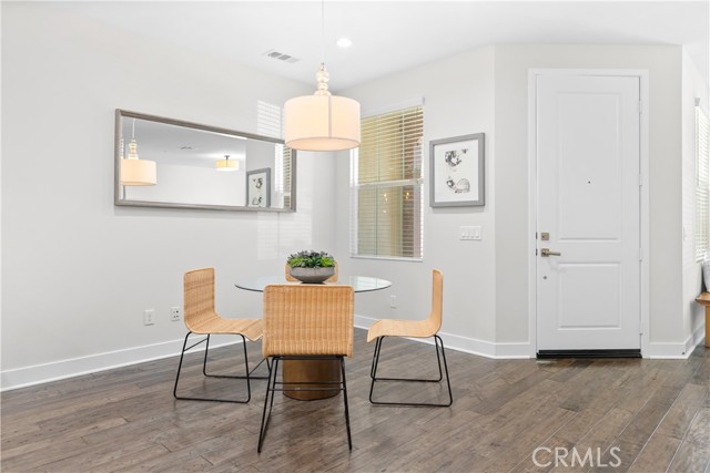 28 Sembrio Street, Rancho Mission Viejo CA: https://media.crmls.org/medias/ea4acdc6-15cf-49a2-870e-6561bad8867a.jpg