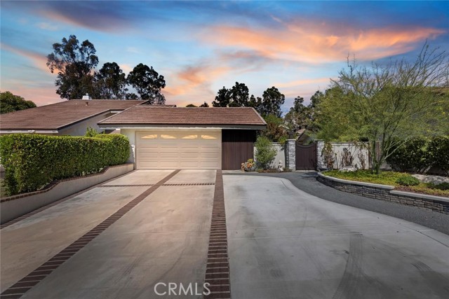 Detail Gallery Image 4 of 71 For 653 N Buttonbush Trl, Orange,  CA 92869 - 3 Beds | 2 Baths