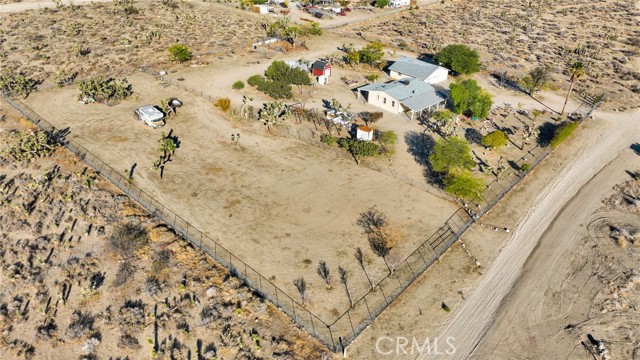 11924 Mountain Road, Pinon Hills CA: https://media.crmls.org/medias/ea4b4dfd-fc80-4948-9495-64efd68a0bba.jpg