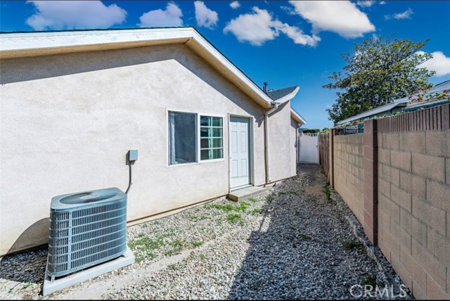 Detail Gallery Image 19 of 28 For 8707 Byers St, Downey,  CA 90242 - 4 Beds | 2 Baths