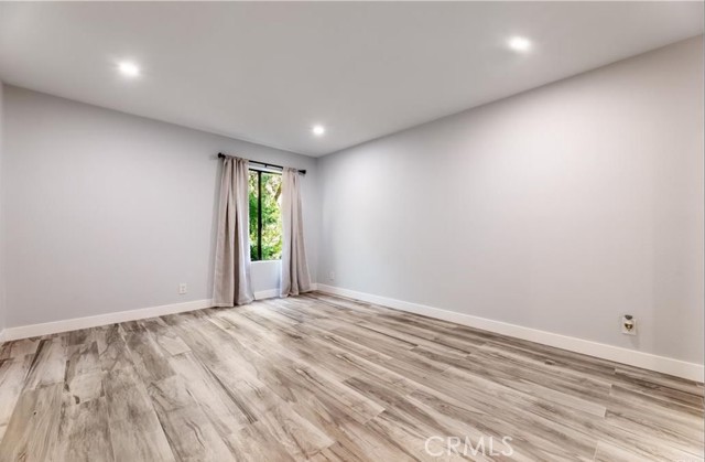Detail Gallery Image 1 of 1 For 15215 Magnolia Bld #108,  Sherman Oaks,  CA 91403 - 2 Beds | 2 Baths