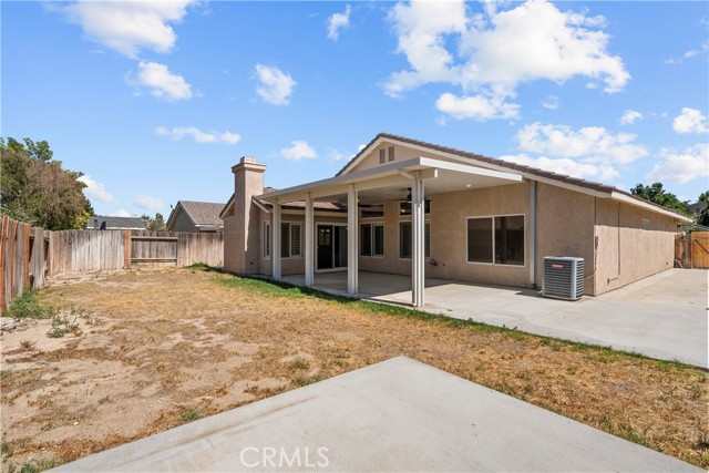 6327 W Avenue J5, Lancaster CA: https://media.crmls.org/medias/ea4c7883-369e-4347-9459-8f55b2f8eb87.jpg