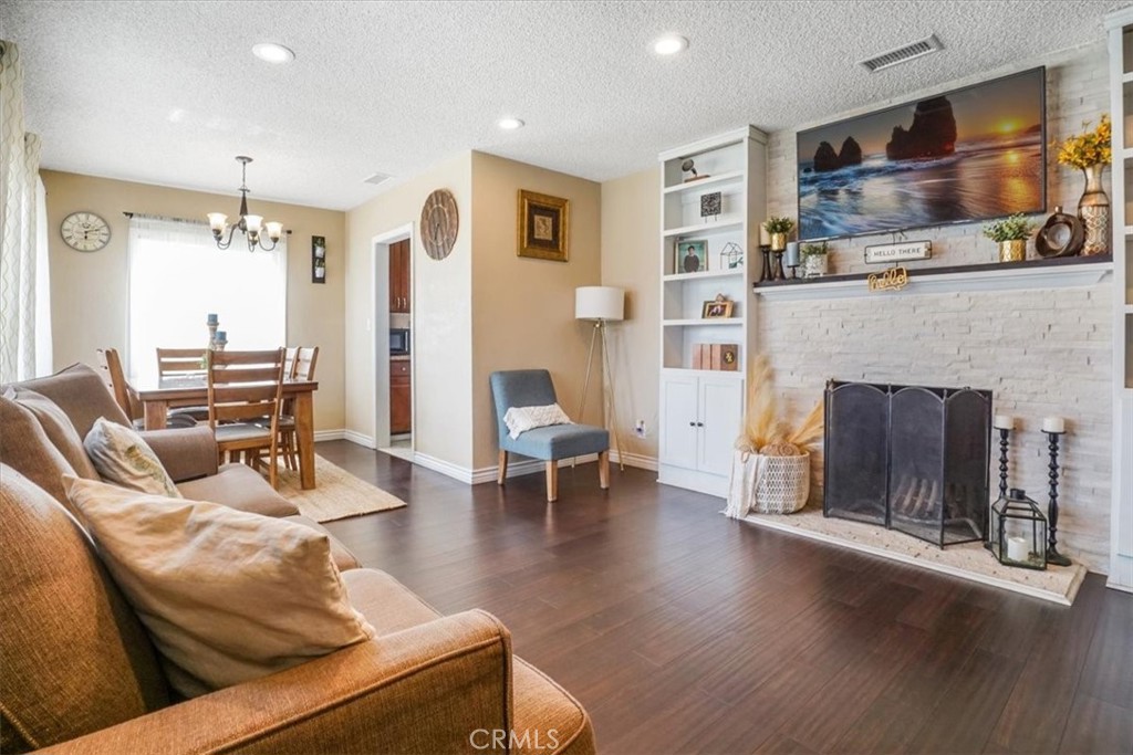 MLS #DW25056670 image #38
