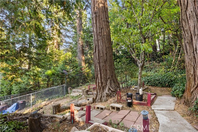 767 Big Oak, Crestline, CA 92325