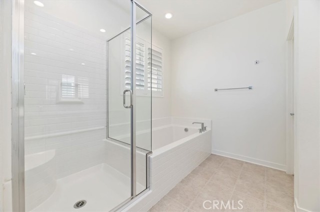 13893 La Pradera Way, Eastvale CA: https://media.crmls.org/medias/ea4d4f8d-b909-4742-aa97-e25b09f1f789.jpg