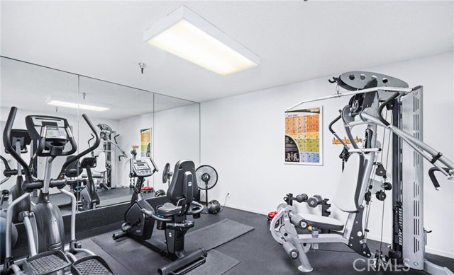 Detail Gallery Image 18 of 22 For 8530 Holloway Dr #102,  West Hollywood,  CA 90069 - 1 Beds | 1 Baths