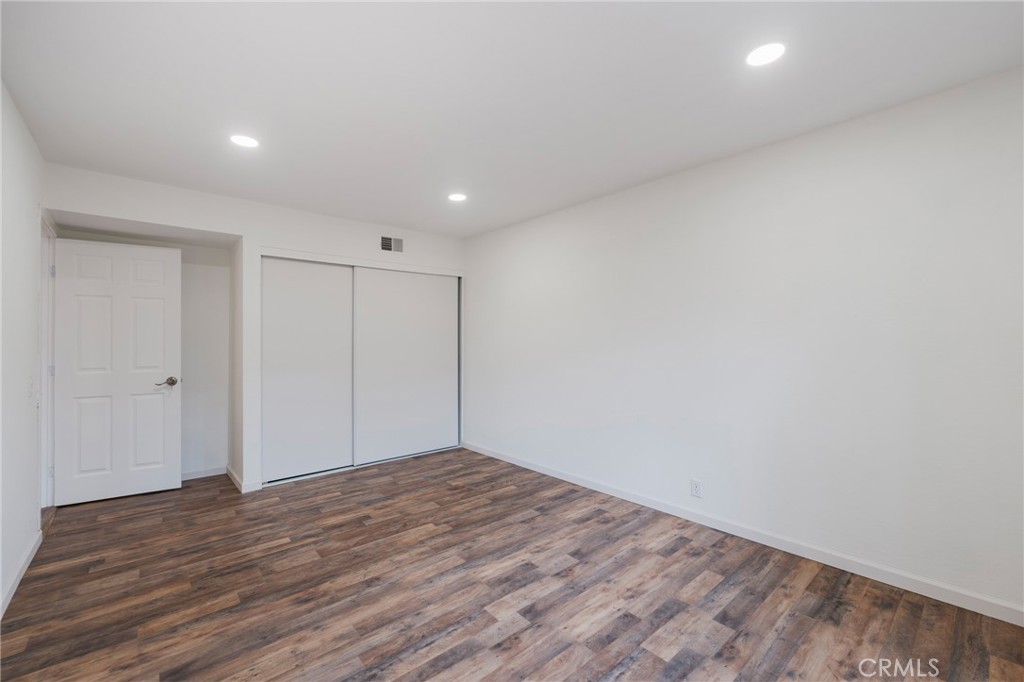 MLS #OC25239803 image #11