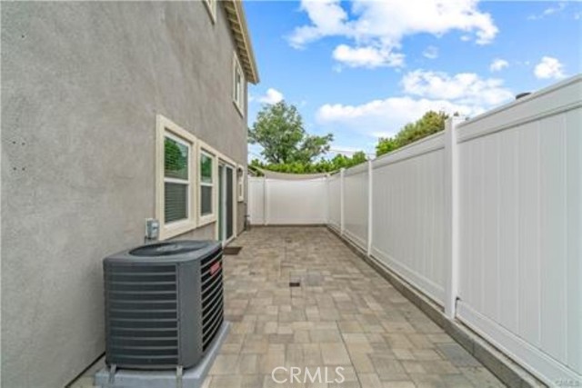 17165 Rinaldi Street, Granada Hills CA: https://media.crmls.org/medias/ea50fb4c-a1c4-4d06-8670-0a0fbd91bb26.jpg