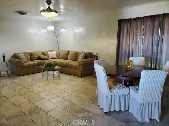 Detail Gallery Image 5 of 19 For 1007 N Broadway, Blythe,  CA 92225 - 3 Beds | 2 Baths
