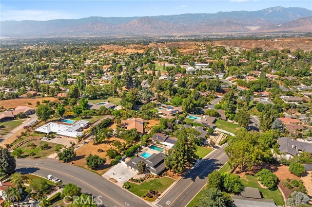 30746 E Sunset S Drive, Redlands CA: https://media.crmls.org/medias/ea52ea54-4fa6-4046-81b1-59f894ce393d.jpg