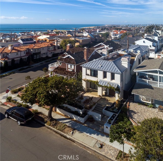 Detail Gallery Image 35 of 35 For 303 Poinsettia Ave, Corona Del Mar,  CA 92625 - 4 Beds | 3/1 Baths