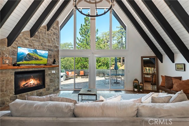 Detail Gallery Image 43 of 51 For 28596 North Bay, Lake Arrowhead,  CA 92352 - 4 Beds | 3 Baths