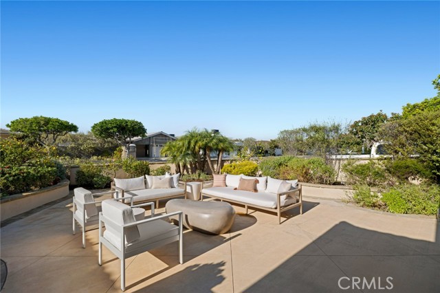 Detail Gallery Image 6 of 38 For 1218 Keel Dr, Corona Del Mar,  CA 92625 - 3 Beds | 2/1 Baths