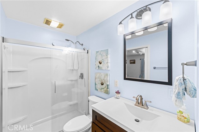 37321 Ironwood Drive, Yucaipa CA: https://media.crmls.org/medias/ea5515ec-b713-4b1c-b34f-c3b608e8dc26.jpg
