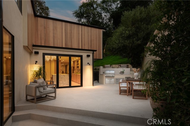 Detail Gallery Image 26 of 34 For 3977 Oeste Ave, Studio City,  CA 91604 - 3 Beds | 2/1 Baths