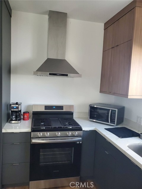 9612 Rudnick Avenue, Chatsworth CA: https://media.crmls.org/medias/ea560a8c-6852-44ac-83f5-44a72cd9f0af.jpg