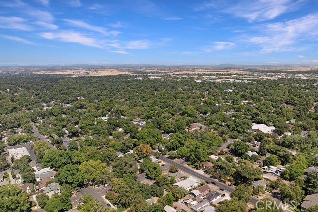 479 E 9th Street, Chico CA: https://media.crmls.org/medias/ea56600c-c73a-4b8a-aaf0-cecc9961f770.jpg