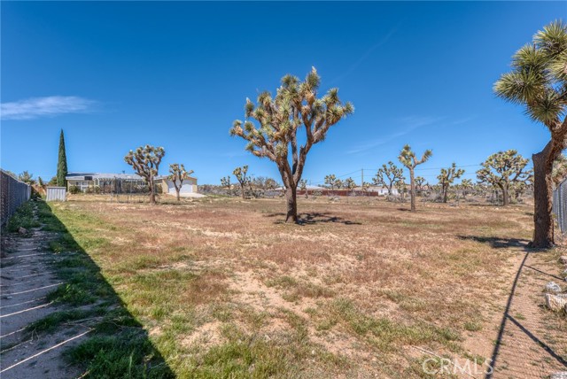 Detail Gallery Image 29 of 50 For 4837 Avalon, Yucca Valley,  CA 92284 - 4 Beds | 2/1 Baths