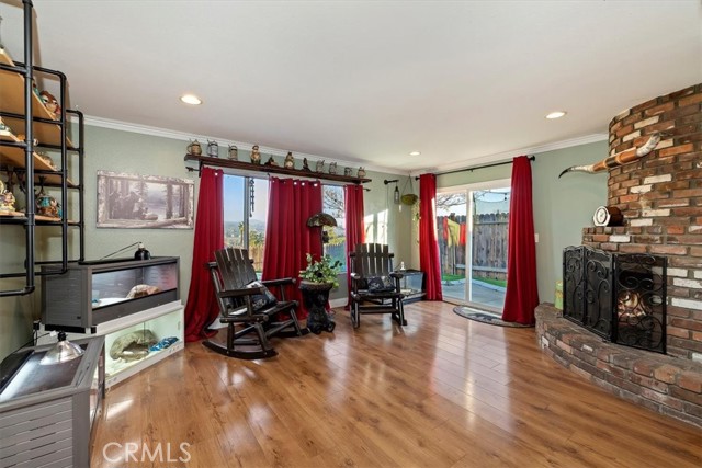 Detail Gallery Image 21 of 56 For 14119 El Mesa, Riverside,  CA 92503 - 3 Beds | 2/1 Baths