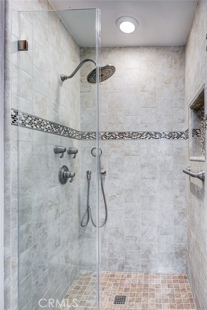 Detail Gallery Image 23 of 36 For 510 S Catalina Ave #2,  Redondo Beach,  CA 90277 - 3 Beds | 2 Baths