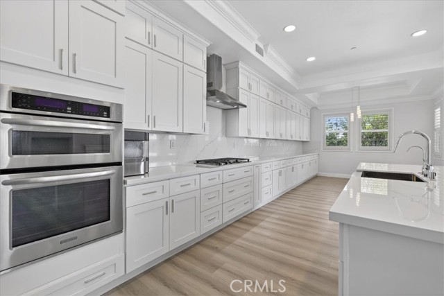 Detail Gallery Image 16 of 57 For 17872 via Roma, Yorba Linda,  CA 92886 - 5 Beds | 5/1 Baths