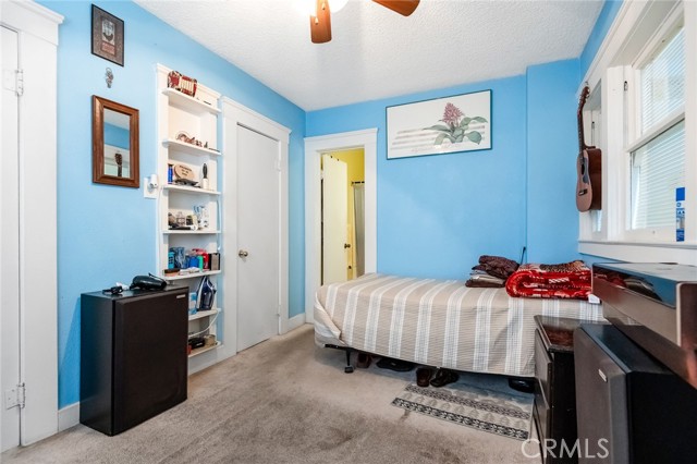 Detail Gallery Image 8 of 12 For 414 W Cameron, Hanford,  CA 93230 - 2 Beds | 1 Baths