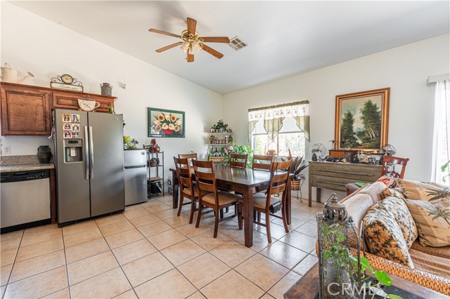 Detail Gallery Image 12 of 31 For 956 Brazil Ave, Thermal,  CA 92274 - 3 Beds | 2 Baths