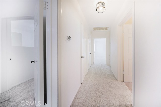 Detail Gallery Image 31 of 52 For 2255 E Chevy Chase Dr, Glendale,  CA 91206 - 4 Beds | 3 Baths