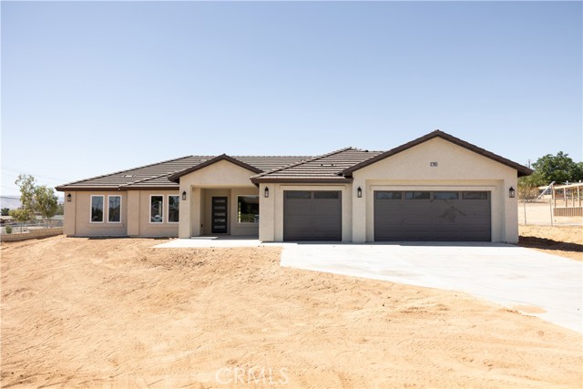 17963 Catalpa Street, Hesperia CA: https://media.crmls.org/medias/ea5b85c0-3099-4ce2-be06-2dc8f30e21d5.jpg