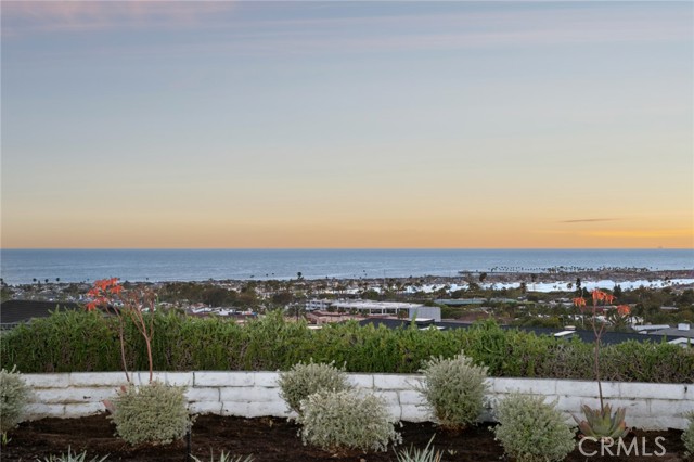 Detail Gallery Image 38 of 44 For 2701 Windover Dr, Corona Del Mar,  CA 92625 - 4 Beds | 2/1 Baths