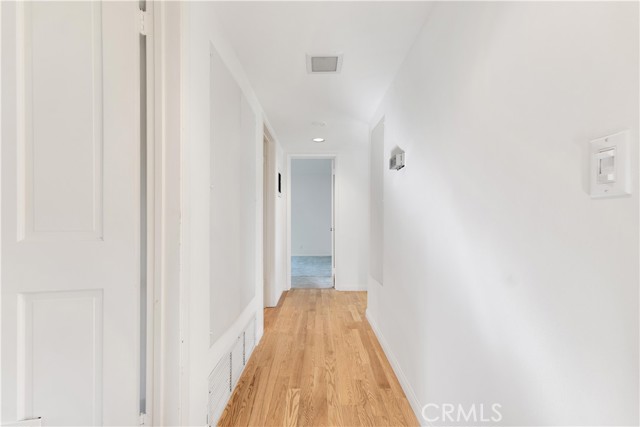 Detail Gallery Image 45 of 58 For 4771 Vista De Oro, Woodland Hills,  CA 91364 - 6 Beds | 4/1 Baths