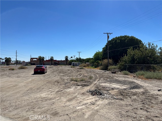 Image 2 of 3 For 50529 Grapefruit Boulevard