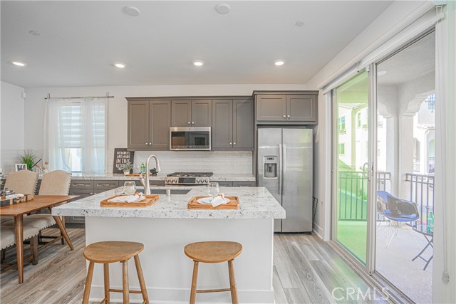 18292 Iris Lane, Yorba Linda CA: https://media.crmls.org/medias/ea5deab4-e003-4fcb-91ce-444cf8e8516d.jpg