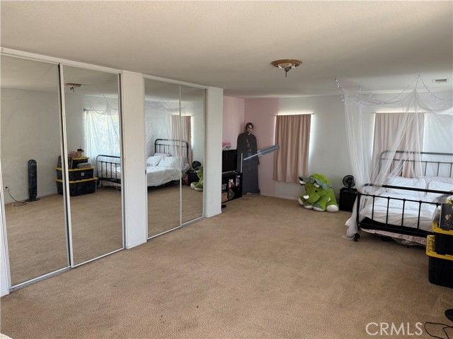 9143 Ocotillo Avenue, Hesperia CA: https://media.crmls.org/medias/ea5eaba3-0246-494d-a0f2-dfcbf1e49efc.jpg
